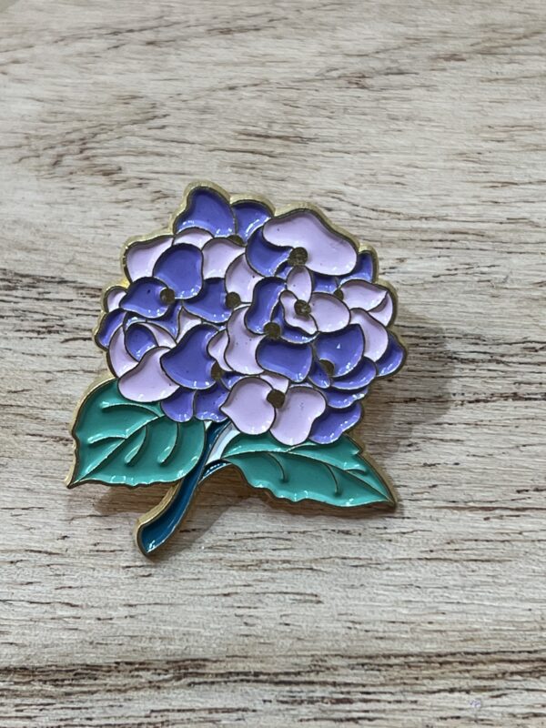 Pin Flores Violetas