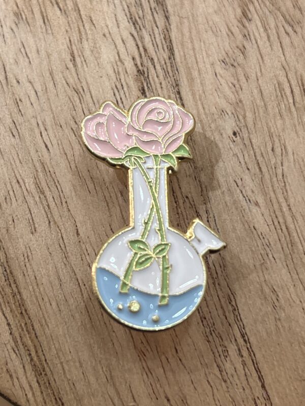 Pin Bong Rosas